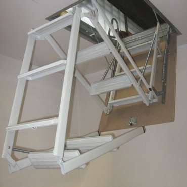 scale retrattile-1